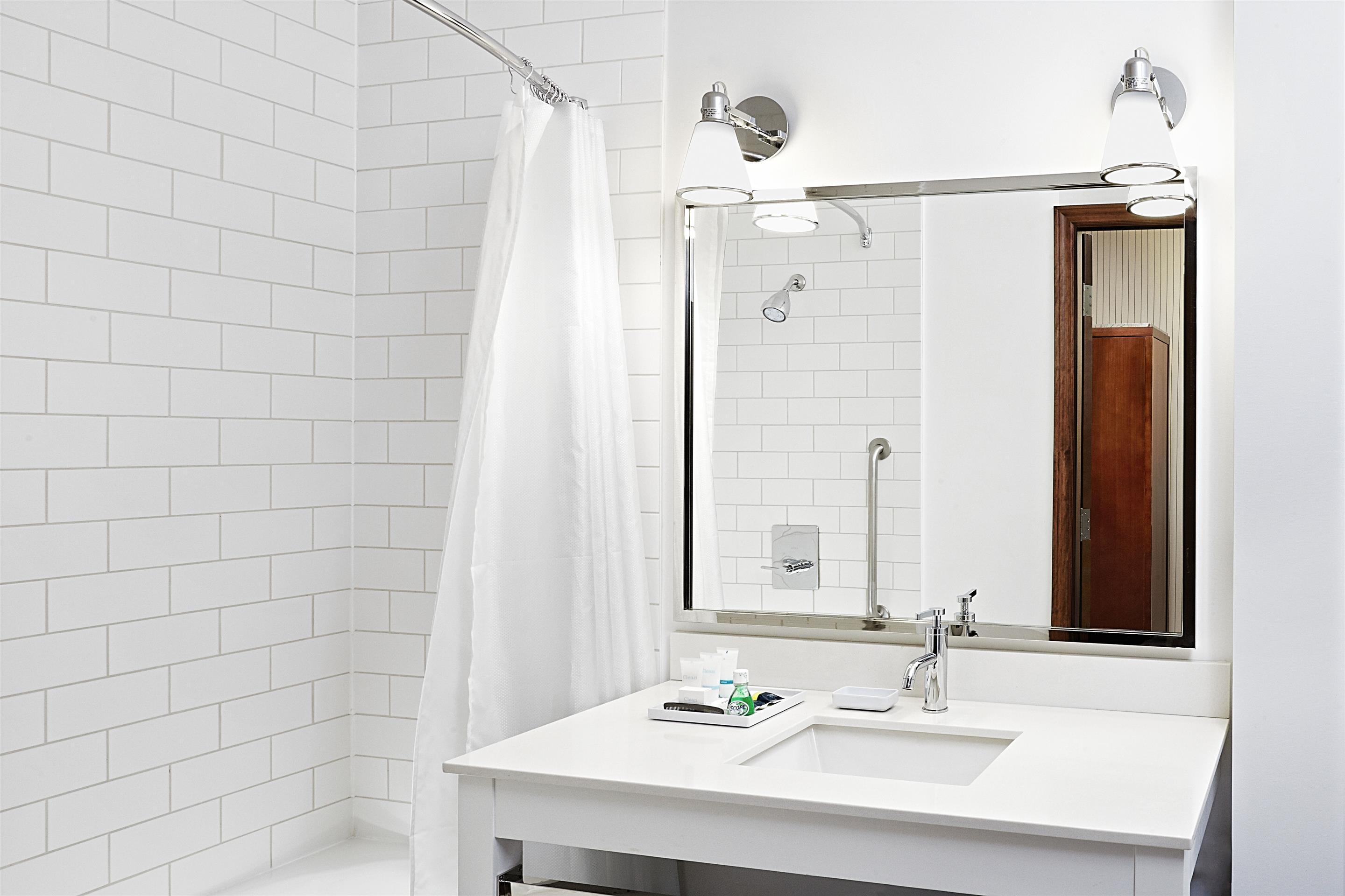 Four Points By Sheraton Calgary Airport Екстер'єр фото